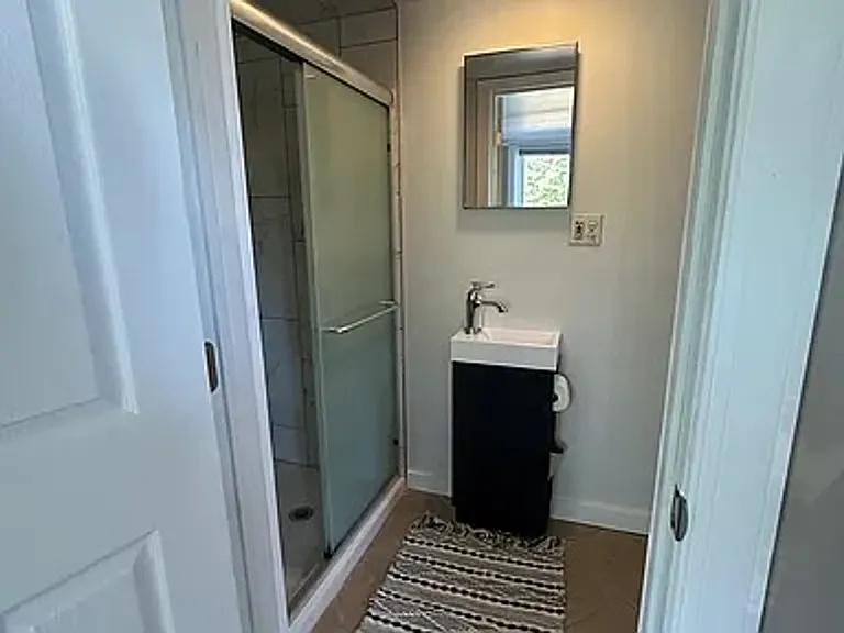 203 Pleasant St — Photo 15