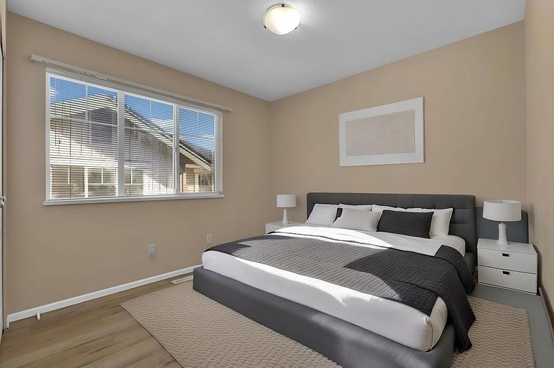 Surrey Townhouse for rent - 5 Bedrooms — photo 11