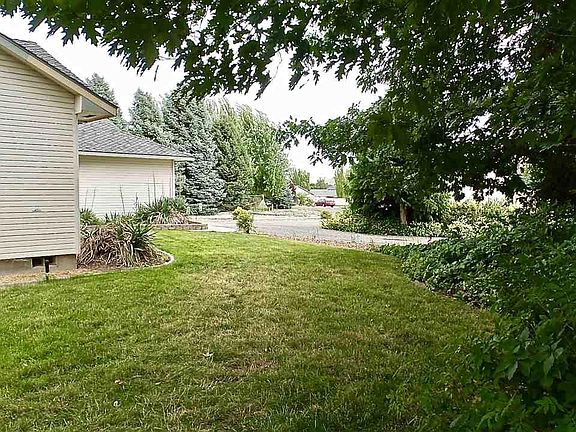 5th image of 3510 Mount Daniel Dr