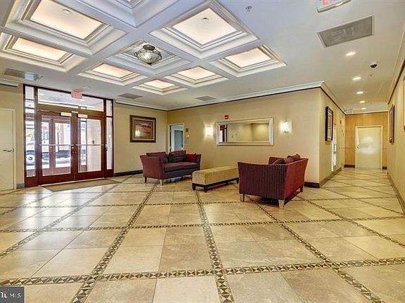4th image of 1201 N Garfield St APT 109