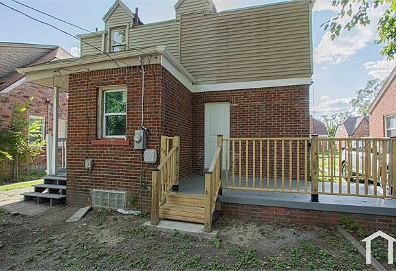 2nd image of 17182 Murray Hill St