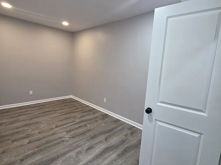141 Peach St — Photo 11