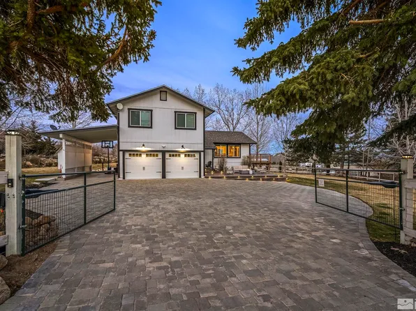 15890 Caswell Ln, Reno, NV 89511