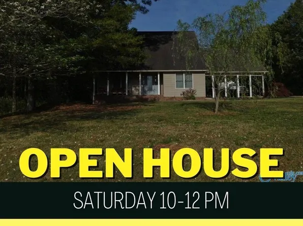 17475 Fairway Dr, Athens, AL 35613