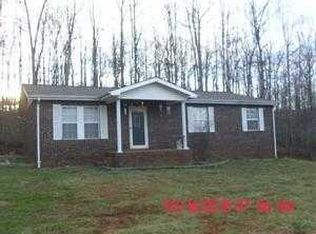 133 Bb Ln, Hiddenite, NC 28636