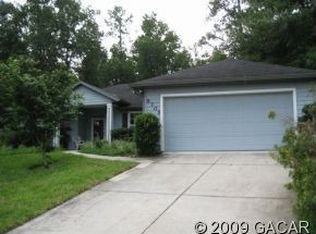 8705 NW 9th Pl, Gainesville, FL 32606