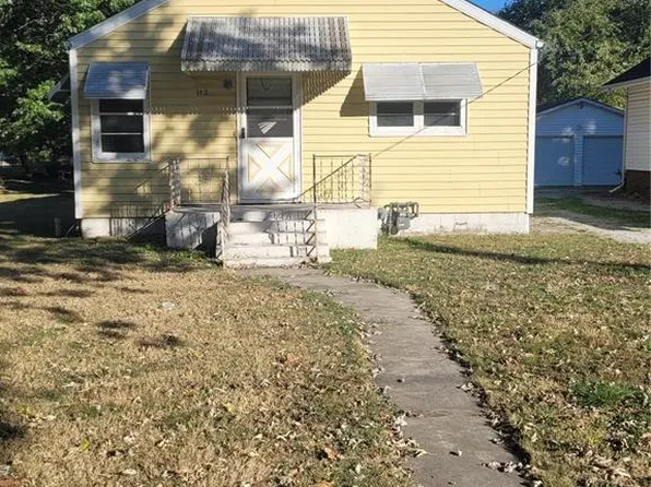 1124 N Franklin St, Litchfield, IL 62056