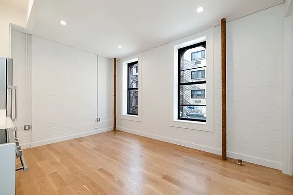 Rented by REAL New York | media 9