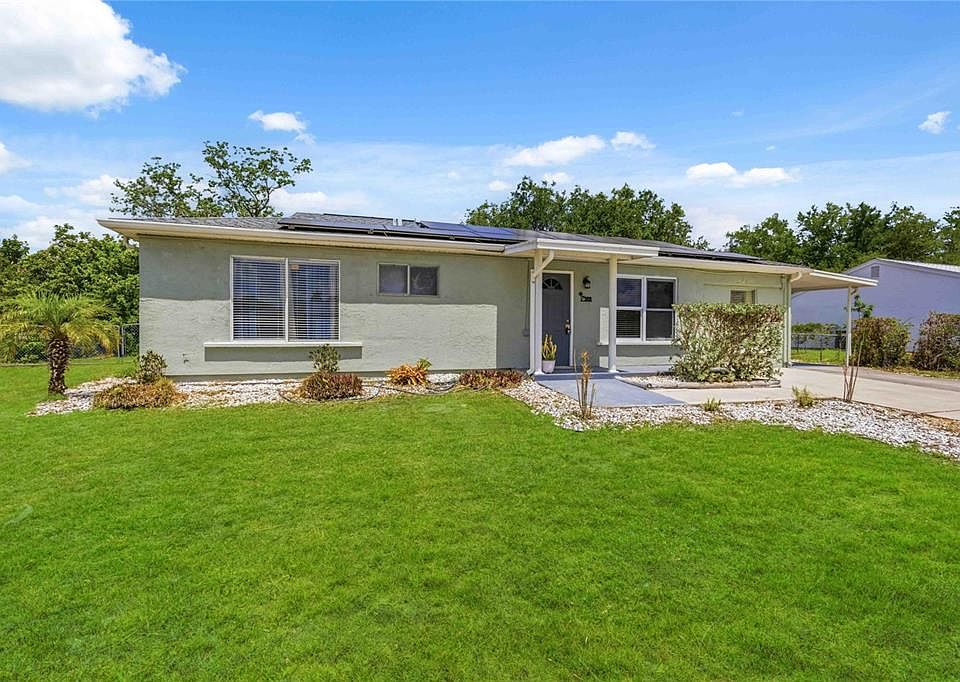1st image of 2419 Roxbury Cir