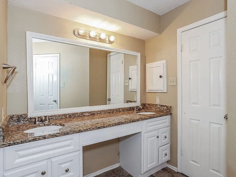 6042 Beaconridge Dr — Photo 15