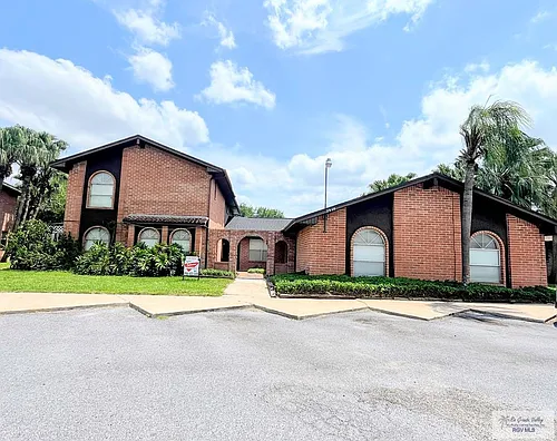 2906 Treasure Hills Blvd #D Photo 1