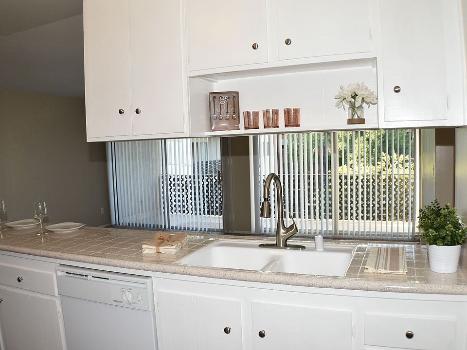 1st image of 10200 De Soto Ave #305