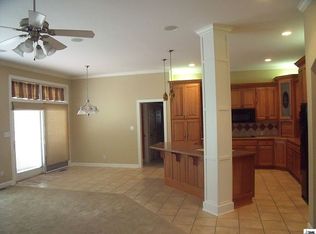 3251 SW Gisbourne Ln, Topeka, KS 66614