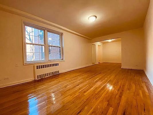 2nd image of 140-21 Burden Cres #100