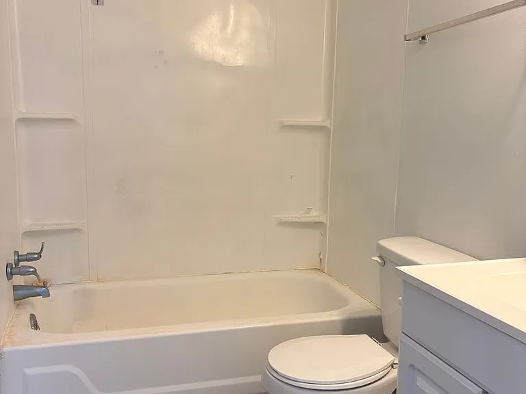 112 E. Preston St — Photo 11