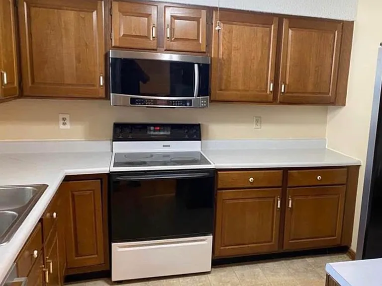 915 Stapp Dr #TOWNHOUSE — Photo 7