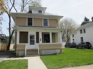 633 Pennsylvania Ave, Aurora, IL 60506