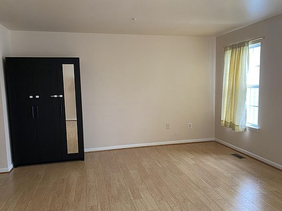 4th image of 19005 Highstream Dr
