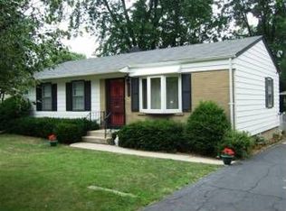 7608 Walnut Ave, Woodridge, IL