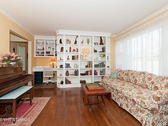 2nd image of 666 Buena Vista Dr