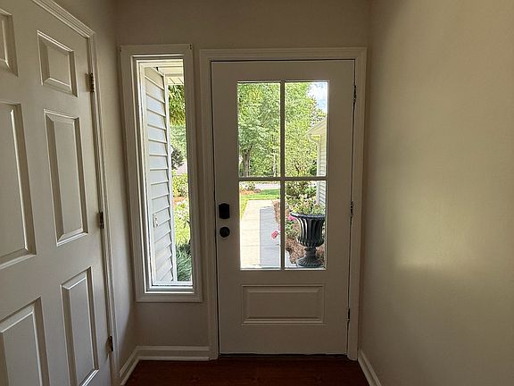 4th image of 4853 Creekland Trce