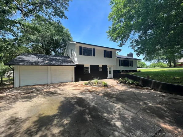 384 Fisher Dr, Eufaula, OK 74432