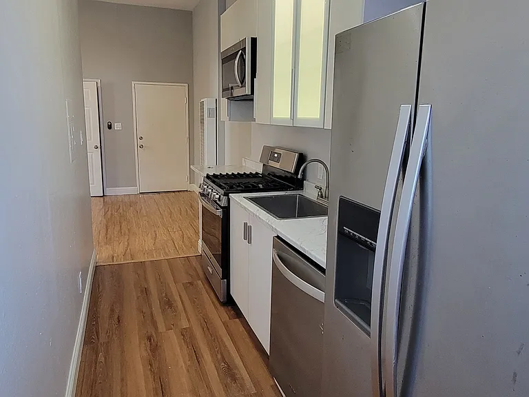 2575 Fruitvale Ave #3 — Photo 8