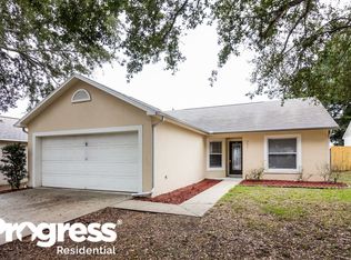 2661 Winchester Cir, Eustis, FL 32726