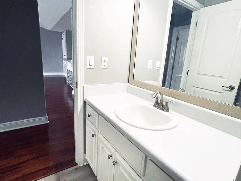 2386 Barberee Dr — Photo 16