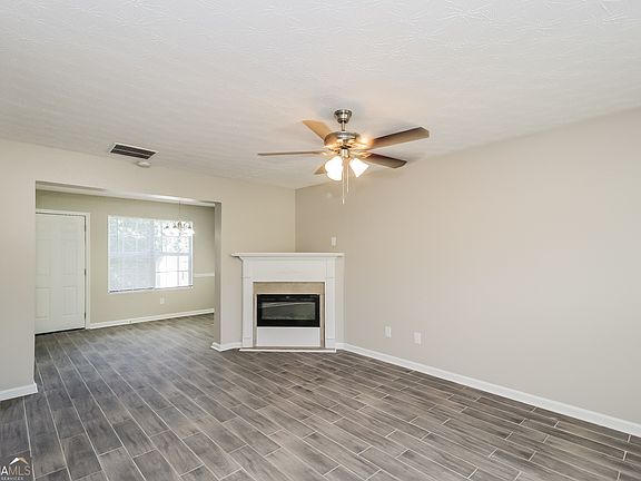 3rd image of 503 Carlton Pointe Dr #91
