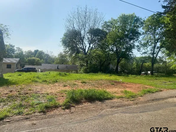 435 S Ross Ave, Tyler, TX 75702