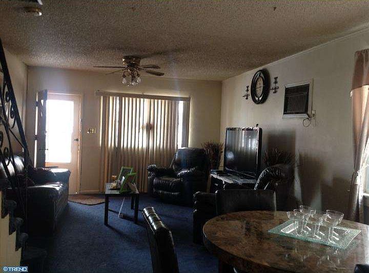 2nd image of 4552 Harding Rd