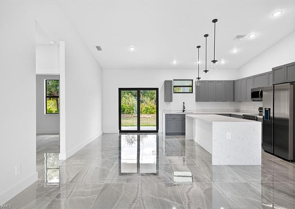 1st image of 2524 70th ST W