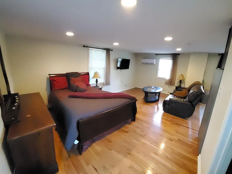 1103 N Elm St #2 — Photo 9