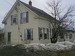 28 Riverside St, Milo, ME 04463