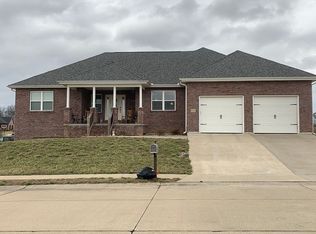 596 Canyon Trl, Jackson, MO 63755