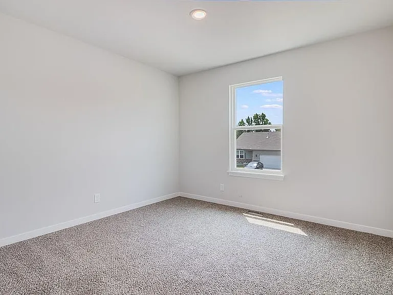 21328 W 216th St — Photo 16