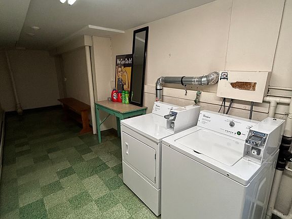 5th image of 197 Griswold St APT 4A