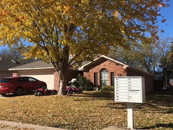 2nd image of 3205 Scenic Glen Dr
