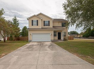 106 Briar Hollow Dr, Jacksonville, NC 28540