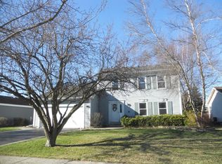 1715 Thorneapple Ln, Algonquin, IL