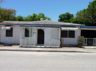 1201 S North St, Lake Worth, FL 33460