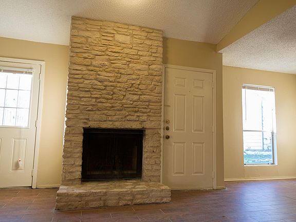 LR Fireplace