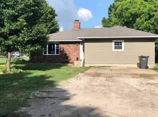 201 Wabash Ave, Altamont, KS 67330