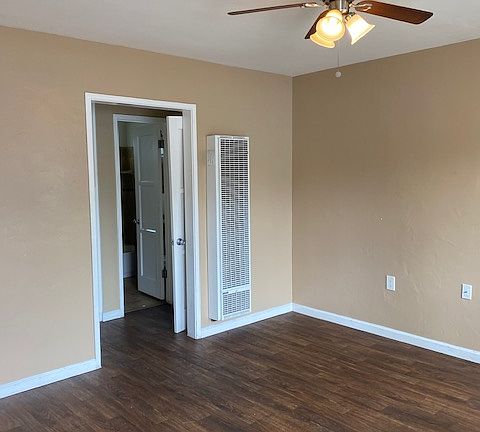 3rd image of 6013 Brooklyn Ave