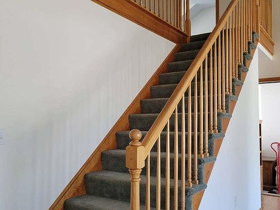 5th image of 12 Vista Way