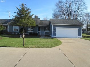 7205 Northfield Cir, Flushing, MI 48433