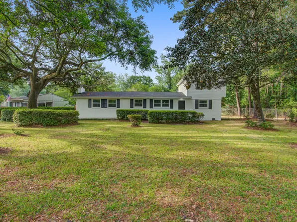 1986 Elaine St, Johns Island, SC 29455