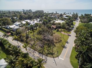 170 9th Ave S, Naples, FL 34102