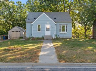 217 20th Ave N, Hopkins, MN 55343